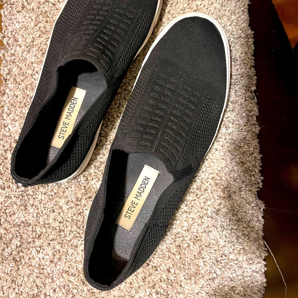Steve Madden Women’s shoes size Large!